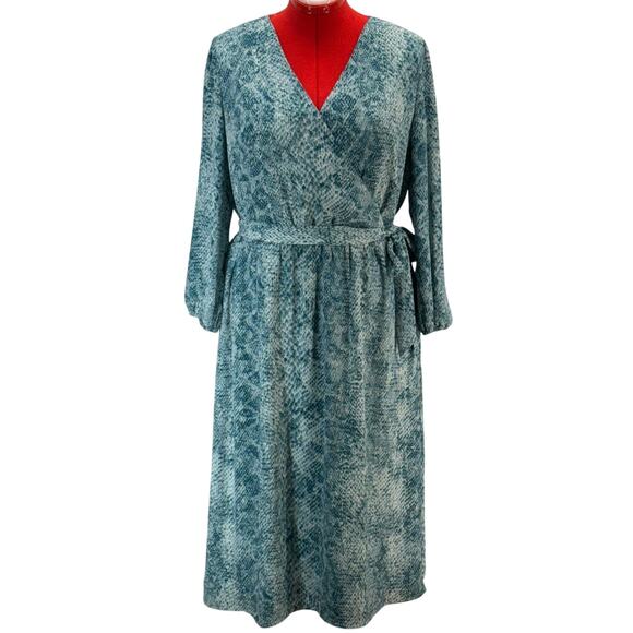 Chico's Blue Scaled Print V Neck Midi Blouson Wrap Dress Women (2) Large - Picture 1 of 7